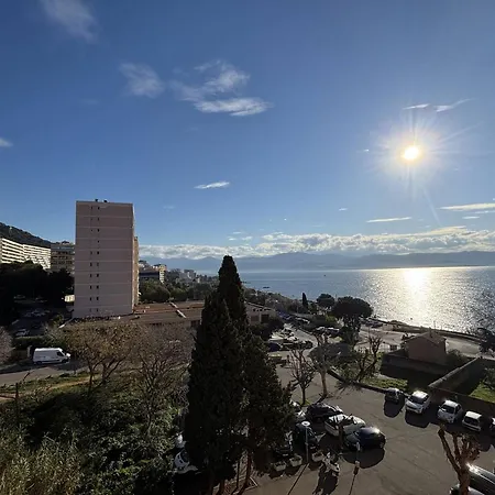 Daire 2 Pieces Avec Terrasse Proche Plages Et Parking A Ajaccio - Fr-1-61-650