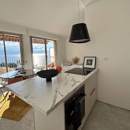 2 Pieces Avec Terrasse Proche Plages Et Parking A Ajaccio - Fr-1-61-650 Daire *